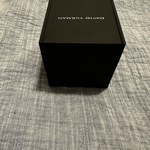 DAVID YURMAN jewelry box for ring - Picture 3 of 5